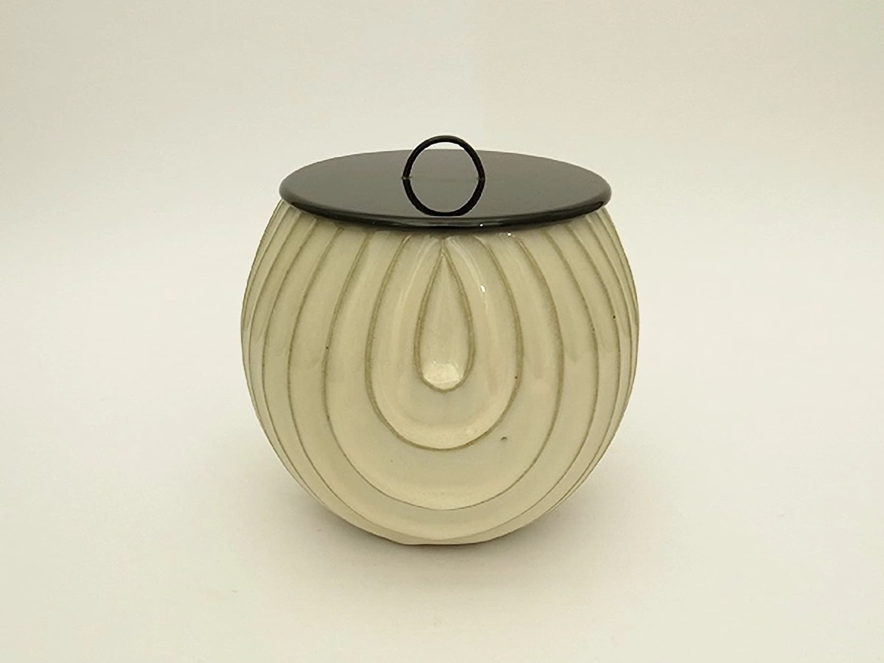 釋永 由紀夫《白流線鎬水指》越中瀬戸焼 Φ15.0 × H15.0 cm