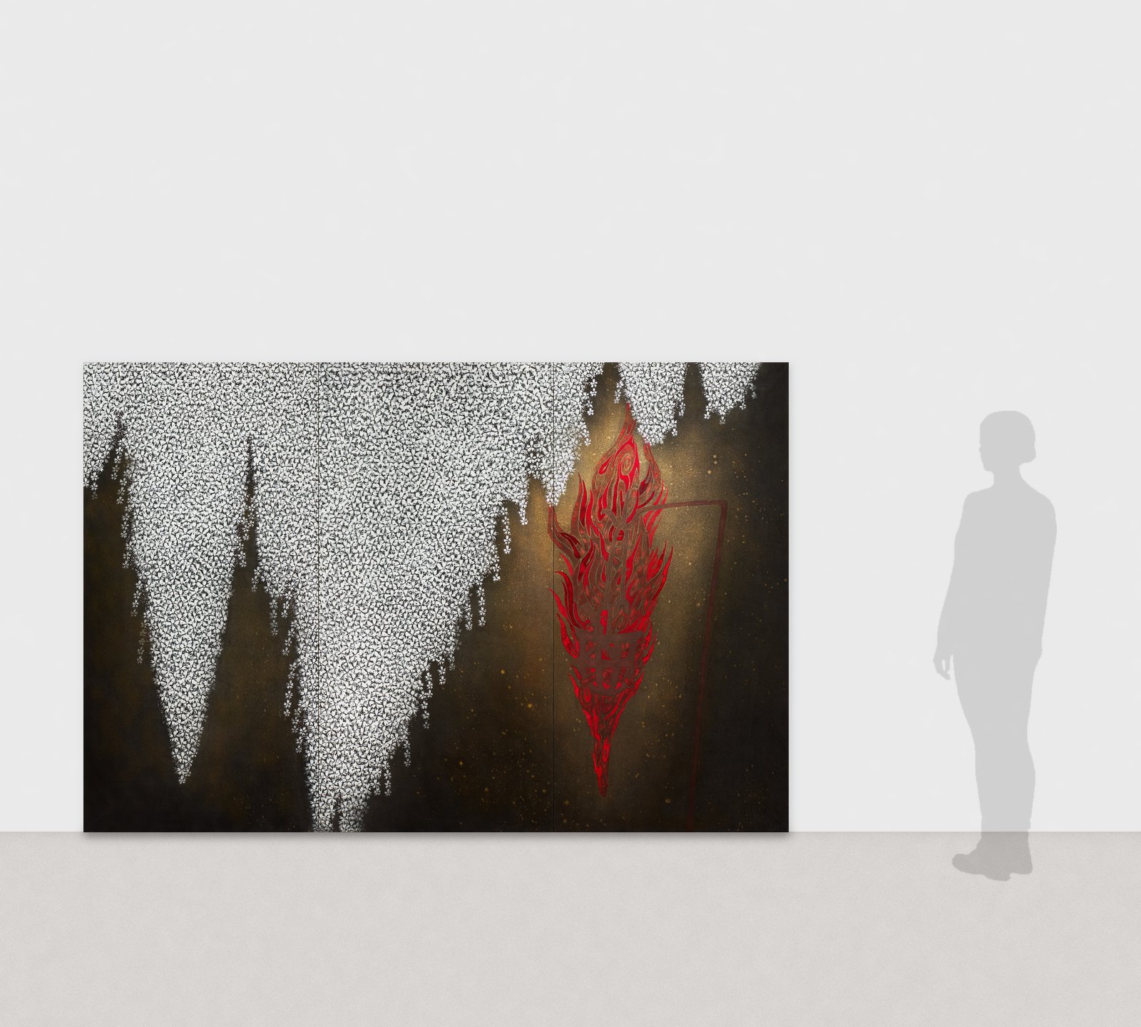 加藤弘光《篝火屏風》2017年 三曲屏風　紙本墨画金彩着色 180 × 270 cm　展示風景