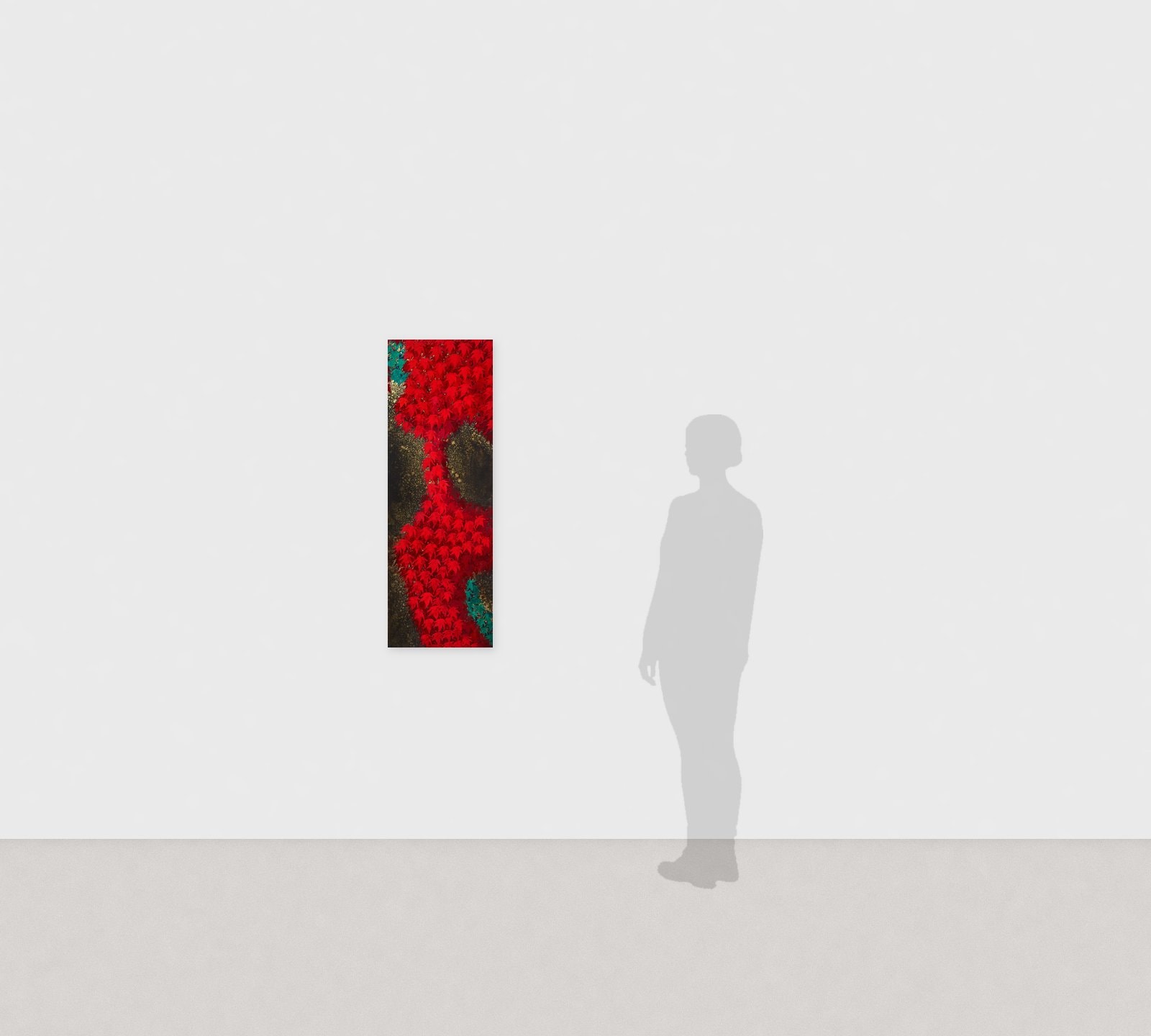 هيروميتسو كاتو《First Scarlet》2015 حبر وذهب وألوان على ورق ياباني 116.7 × 39.8 cm　منظر التركيب
